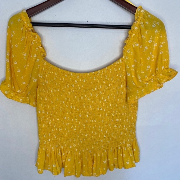 Elodie Smocked Yellow White Floral Stretch Ruffle Peasant Crop Top, Size Large - Picture 1 of 8
